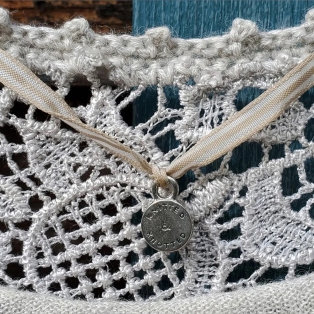 Vintage Anthropologie Knit Lace Dress
Snowdrop Shift knitted knotted size small - Picture 12 of 15